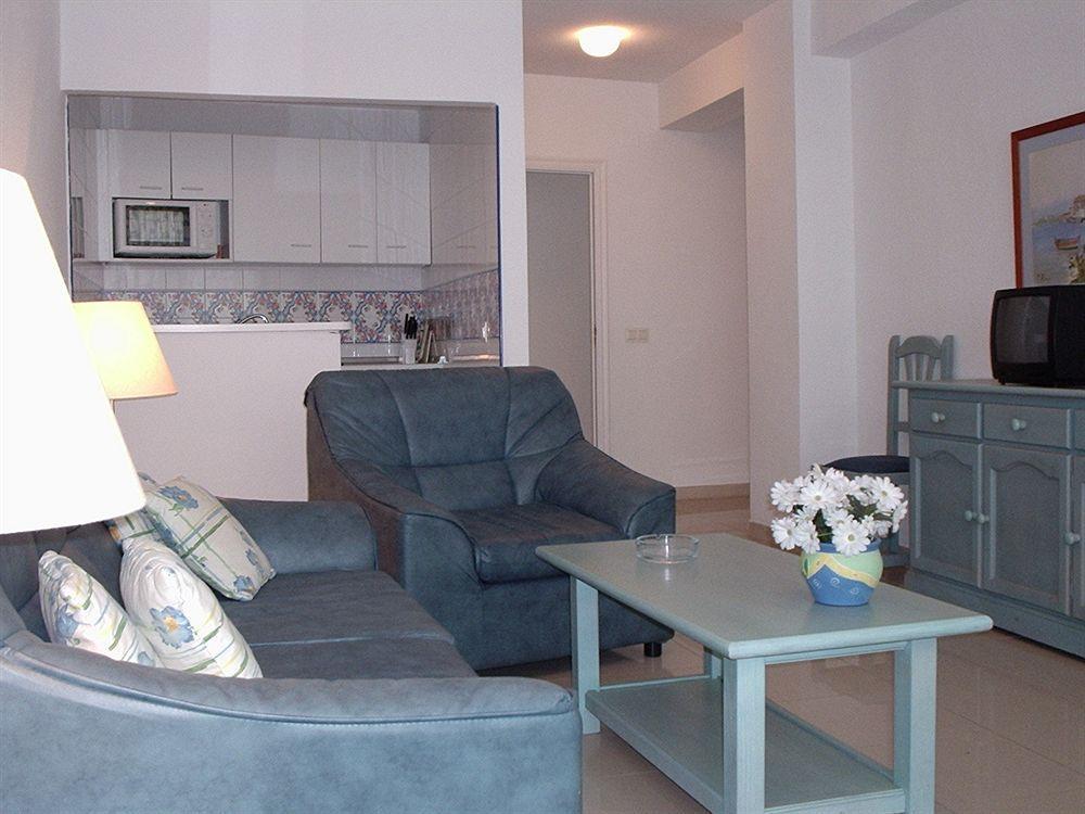 Apartamentos El Velero Торремолинос Экстерьер фото