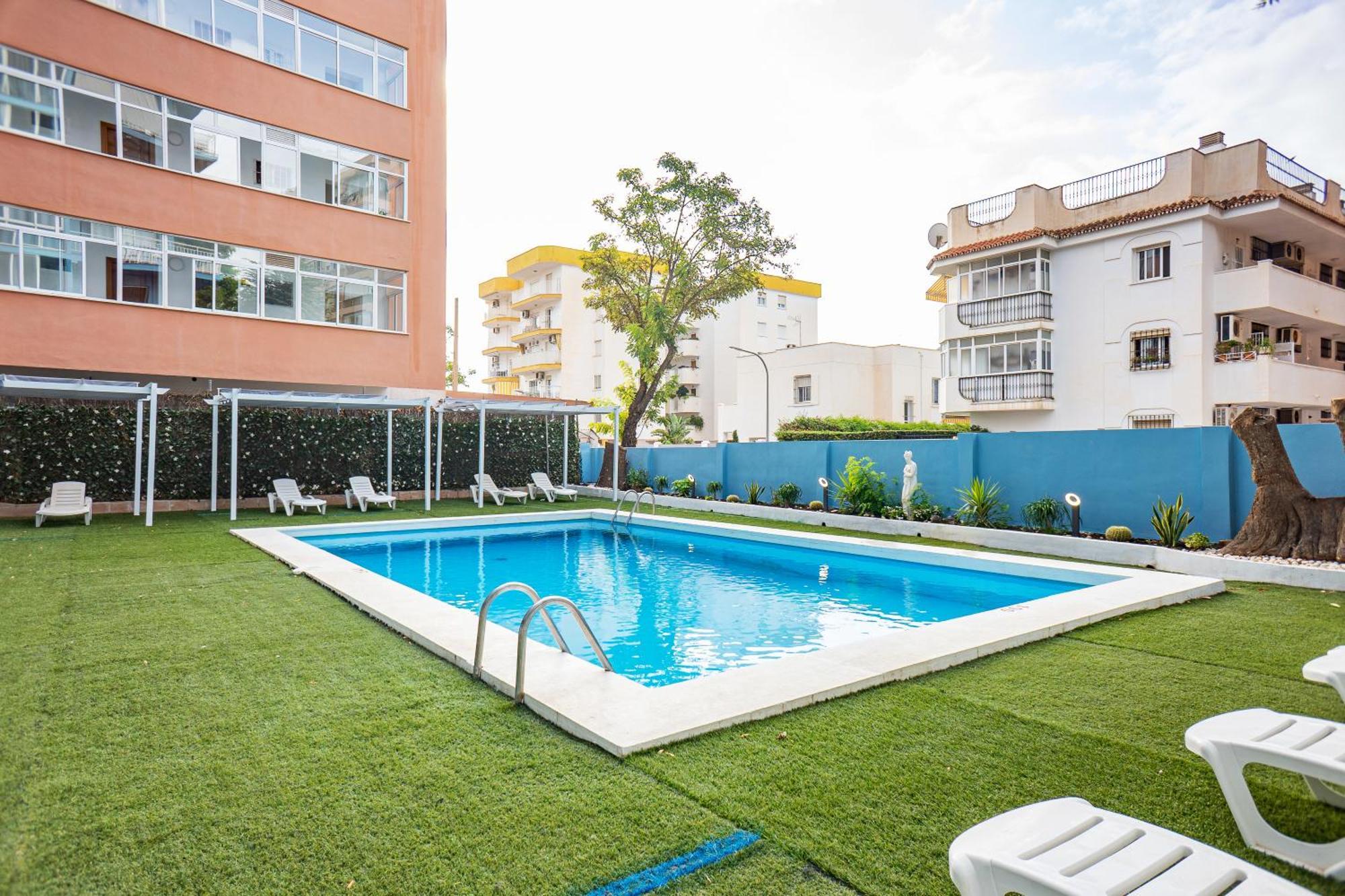 Apartamentos El Velero Торремолинос Экстерьер фото