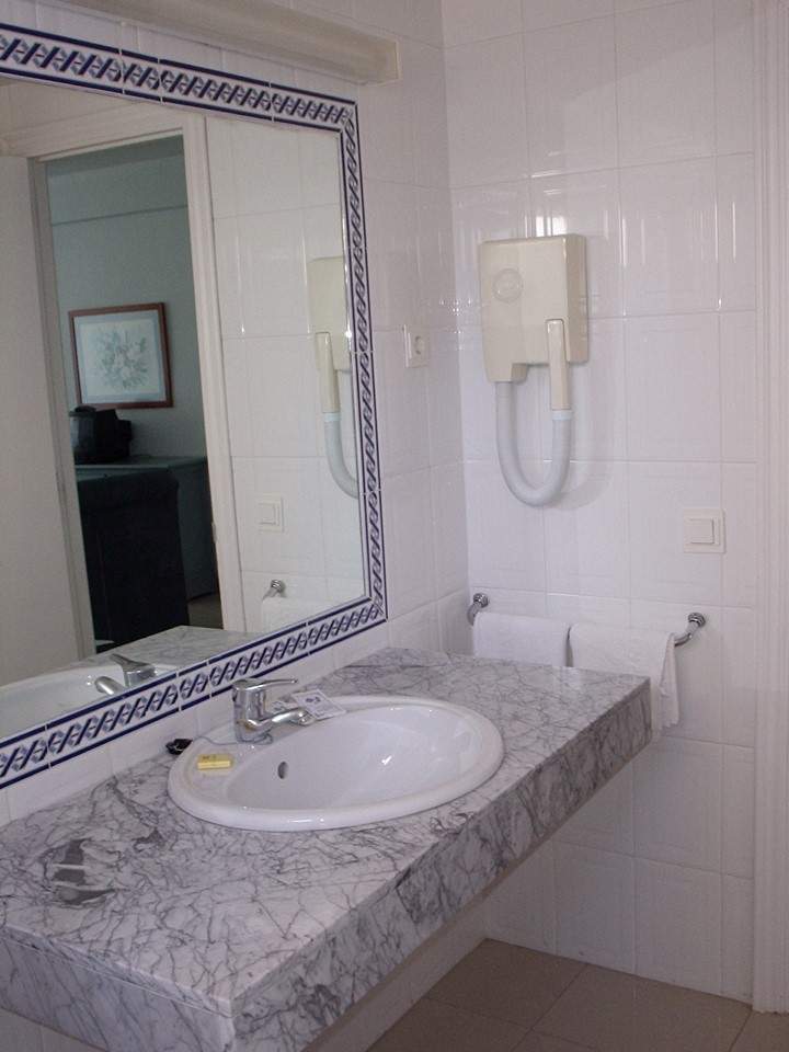 Apartamentos El Velero Торремолинос Экстерьер фото