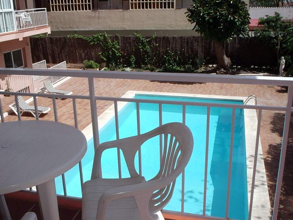 Apartamentos El Velero Торремолинос Экстерьер фото